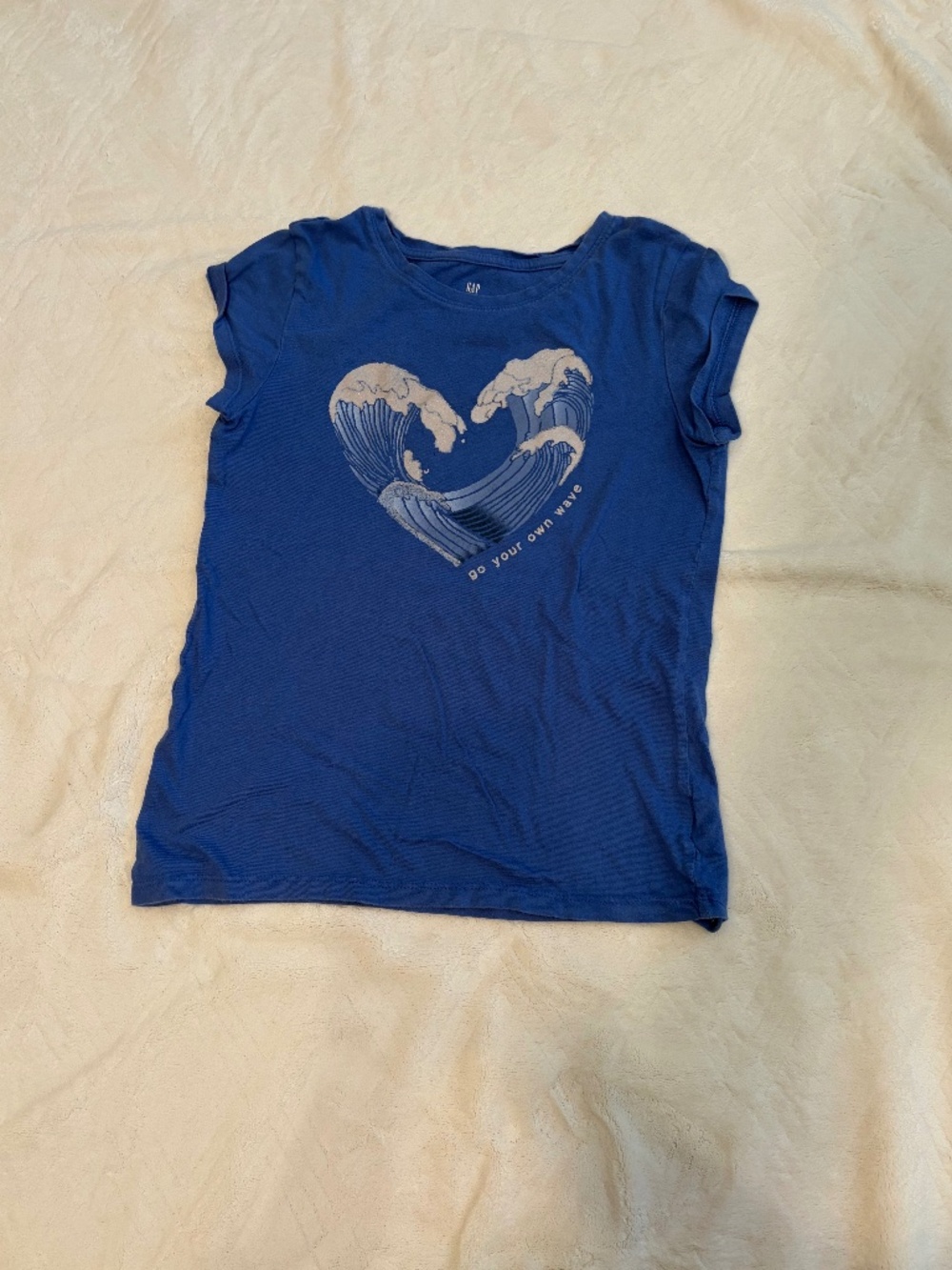 Gap Kids blue graphic t-shirt Size: L